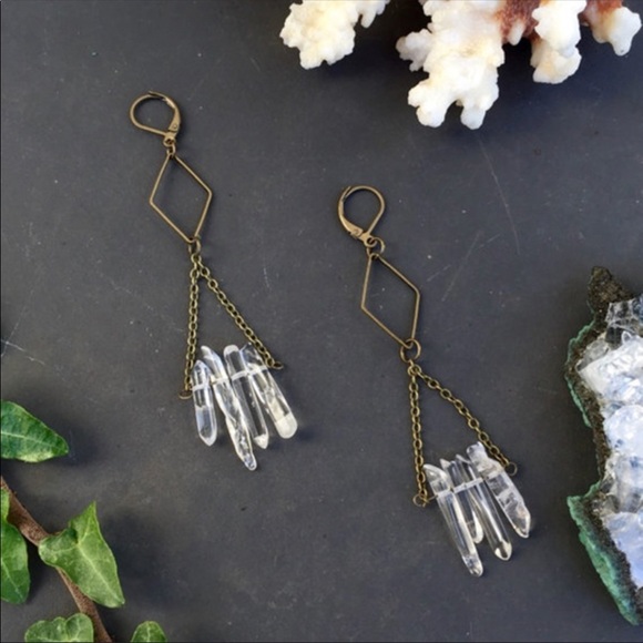 Jewelry - Raw crystal chain drop earrings
